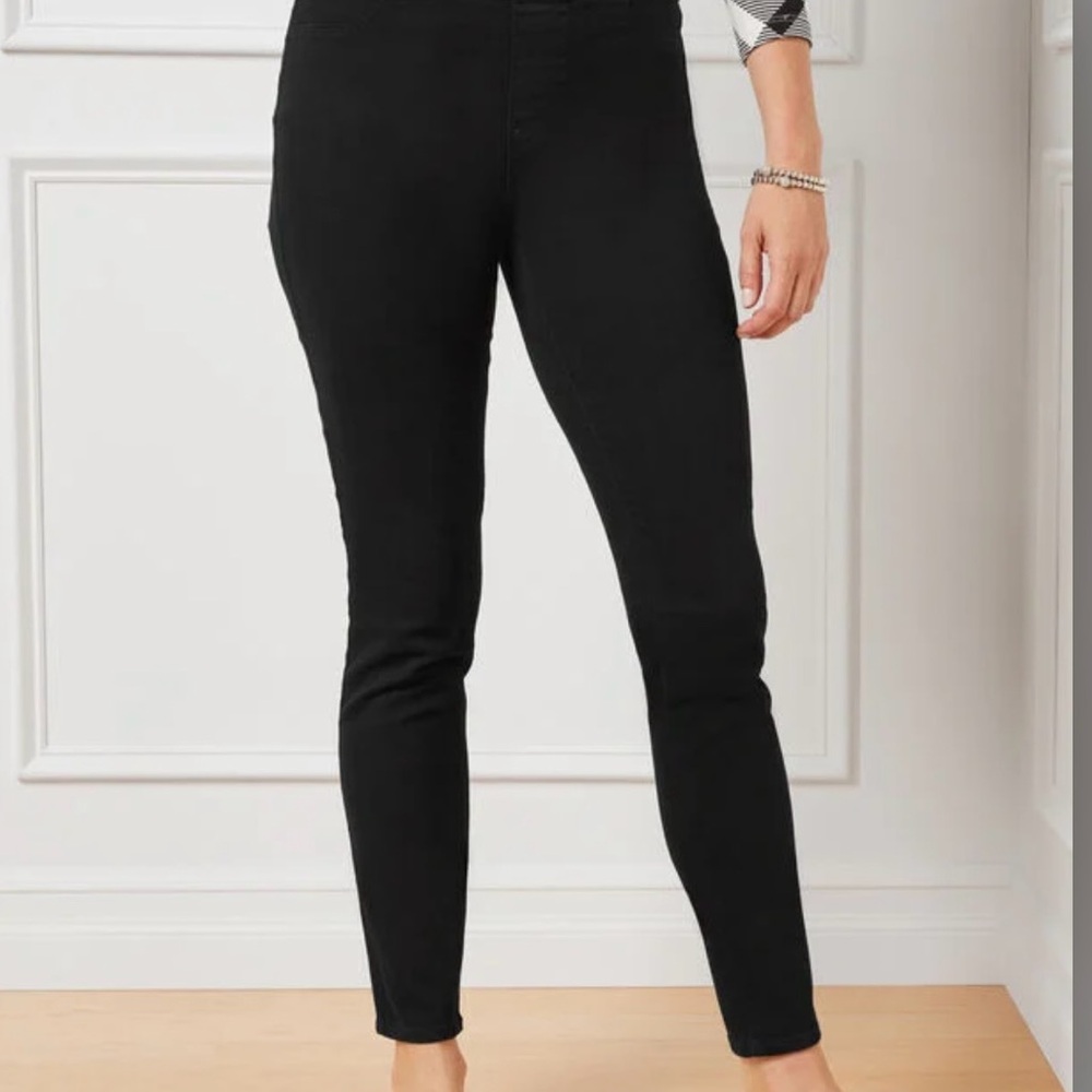 Black Skinny Pants